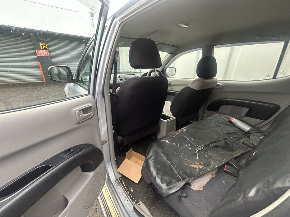 L 200 navara hilux ranger для зсу пікап