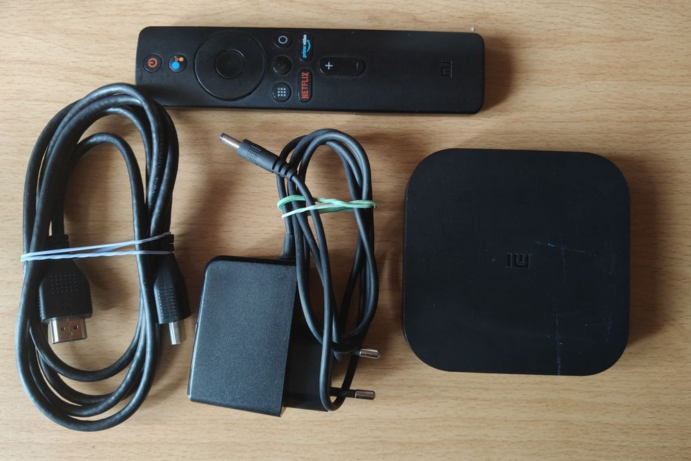 TV Box - Mi Box MDZ-22-AB