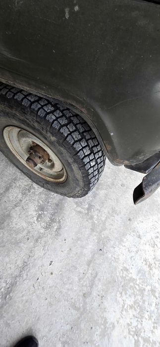 УАЗ 469, газ /бензін , новий двінатель+ 2 двігателя + ще є запчастини