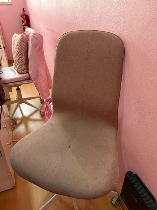 Cadeiras escritório rosa