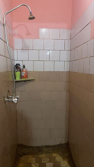 Кімната у гуртожитку з власною кухнею