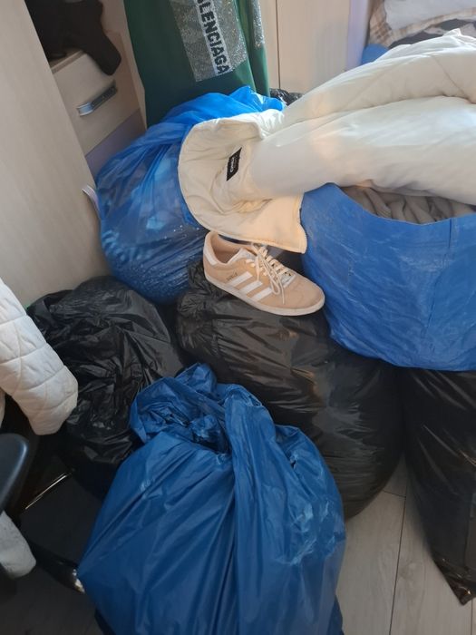 Ubrania do dalszej odsprzedaży