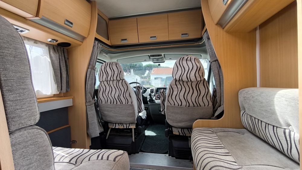 Ducato-Laika 3000cc 160cv full extras, AC cama, suporte moto