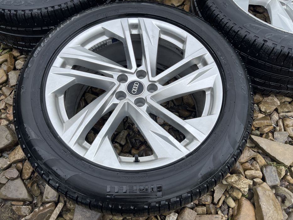 Комплект колісних дисків E 9Jx20H2 ET 28 AUDI Q7 4M 2016-