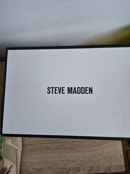 Жіночі кросівки STEVE MADDEN, розмір - 41.5 (28.5 см)