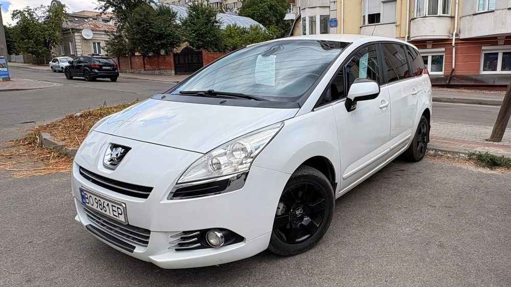 Peugeot 5008, 2011 рік | 1.6 дизель
