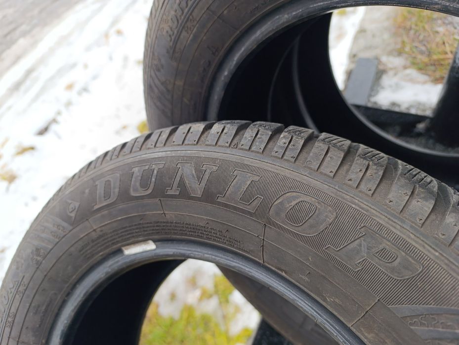 Зимові шини Dunlop 215/60 R16 резина Р16