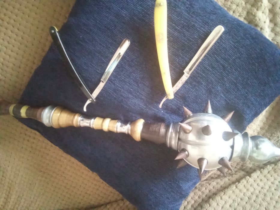 Нож ручной работы, маникюрные щипцы.бритва,булава.