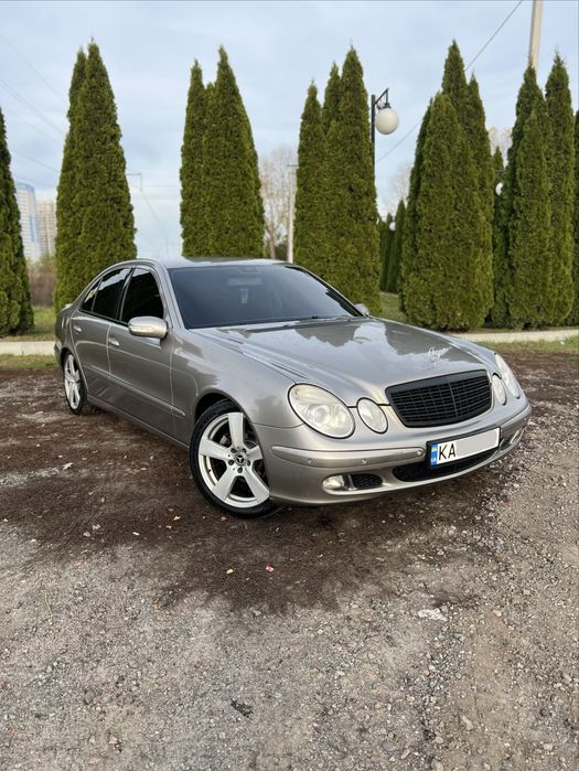Mercedes-Benz W211 220CDI 2006 2.2diesel
