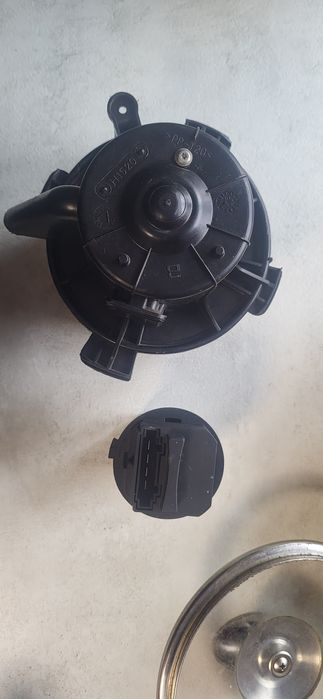 Citroen Моторчик печки +Реле печки