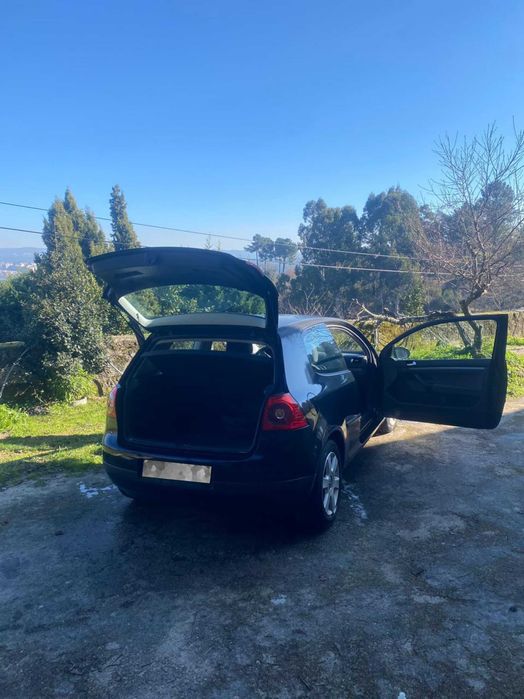 Volkswagen Golf V 1.4 FSI 2004