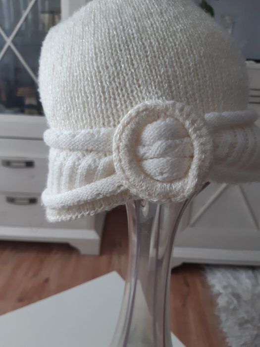 Czapka damska na zimę