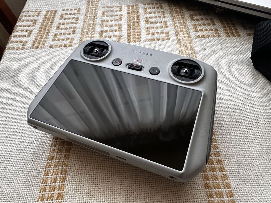 Kontroler pilot dji rc rm330