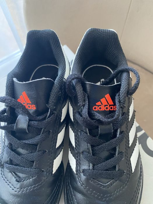 Футзалкі кросівки adidas оригінал