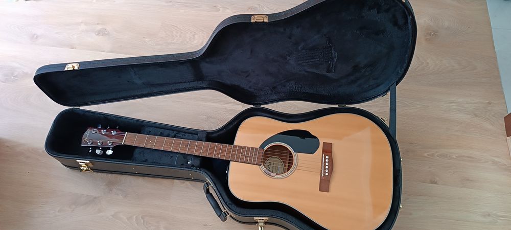 Gitara akustyczna fender cd-60.