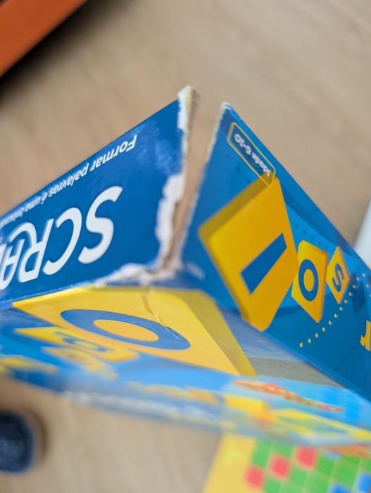 Scrabble Junior - pouco uso
