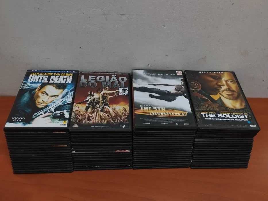 224 DVDs de música e 94 cassetes de qualidade