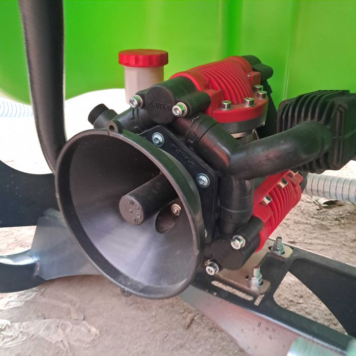 Обприскувач навісний Tolmet 800л 15м оприскувач опрыскиватель навесной