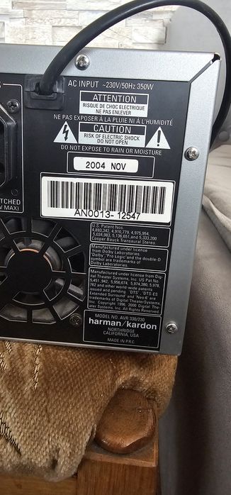 Wzmacniacz  harman/kardon model  AVR 330