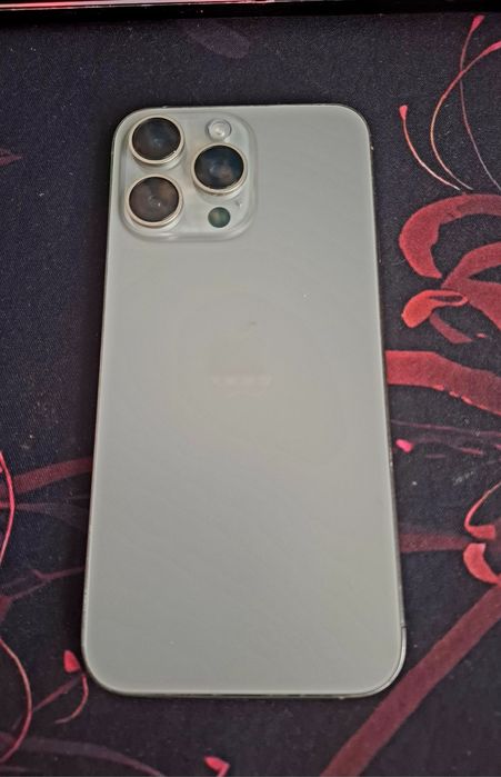 Iphone 15 256 pro max icloud locked