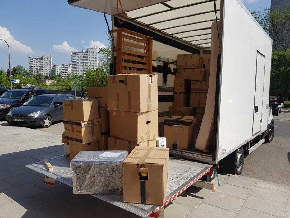 Przeprowadzki Transport mebli Wywóz mebli Wniesienie mebli Zduńska wol