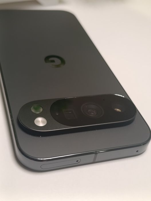 Смартфон Google Pixel 10 Pro 16/128GB Obsidian duos nano sim