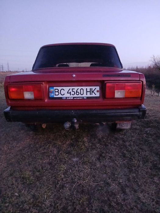 Продам ВАЗ 2105 двигун 1.3