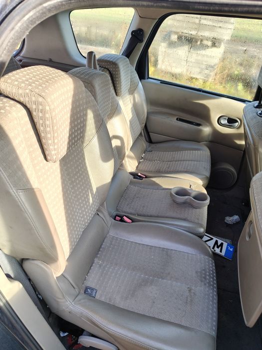 Części Renault scenic 2 z 2005 TEB 66 lakier