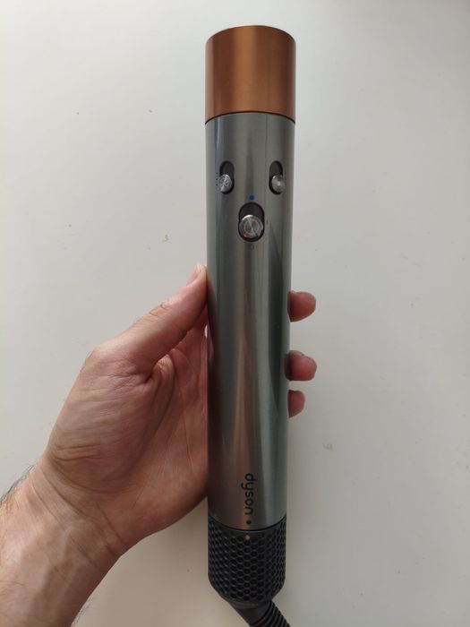 Secador Dyson Airwrap cobre