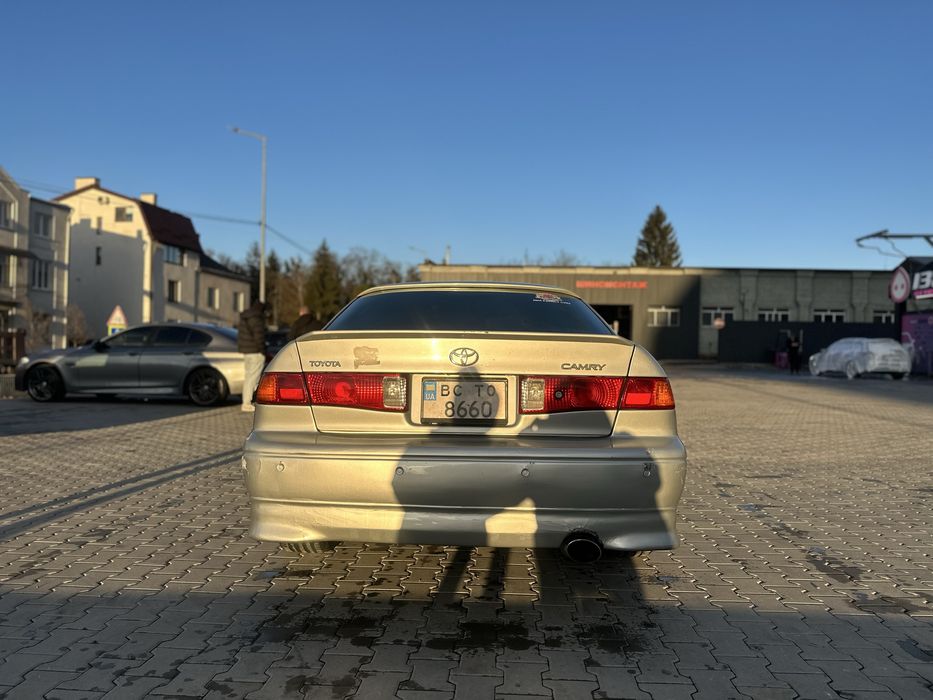 Продам Toyota Camry 20