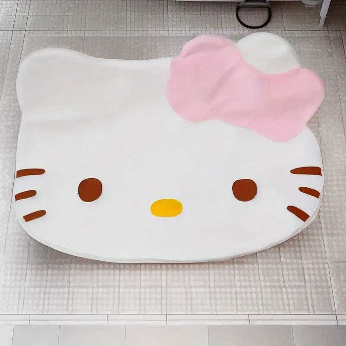 Nowy dywan z motywem