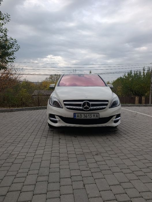 Мерседес B 250  електро