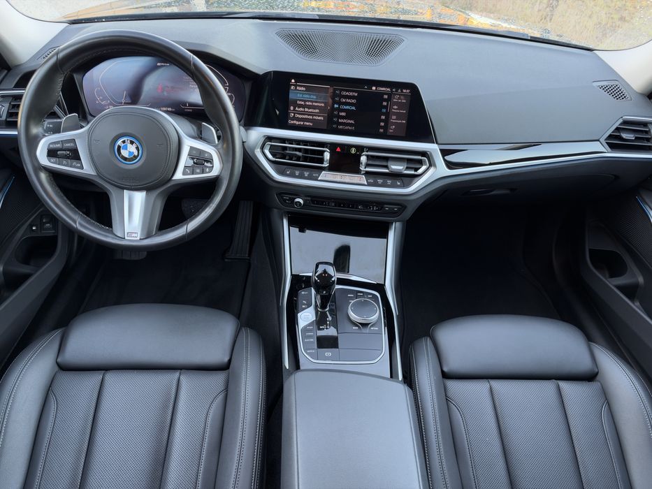 BMW 330e Touring Plug-in Hybrid 292 cv