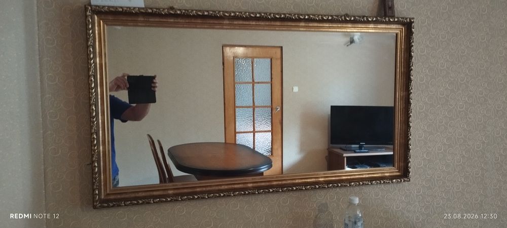 Stół krzesła komoda szafka RTV lustro meble do salonu