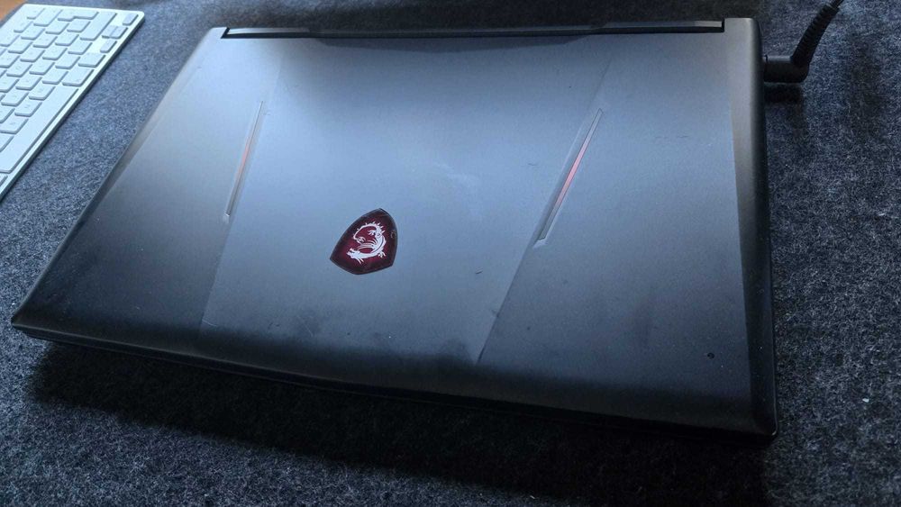 Portatil Gaming MSI RTX 2060 - MSI GL63 8SE