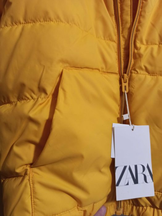 Курточка Zara на весну-осень куртка 110 см