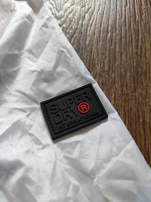 S-M Superdry оригінальна чоловіча вітровка, анорак, дощовик