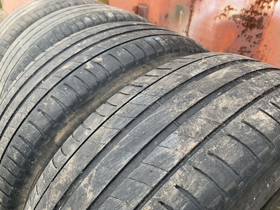Продам 215 60 R16   Michelin  4шт