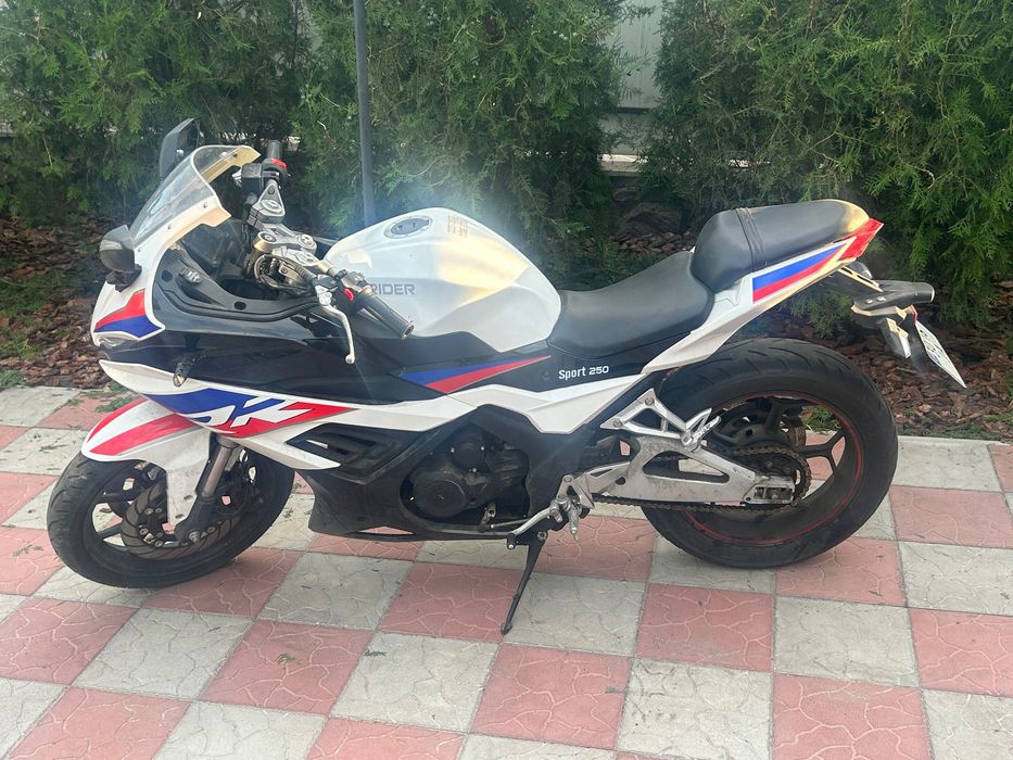 Мотоцикл Хісун райдер 250