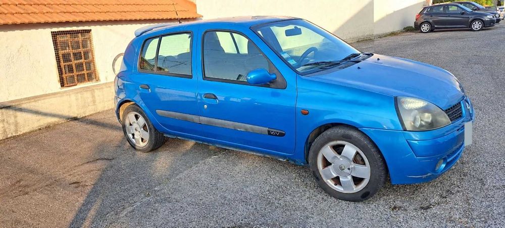 Renault Clio 1.2 16V – 2001 – 5 portas – Gasolina — photo 2