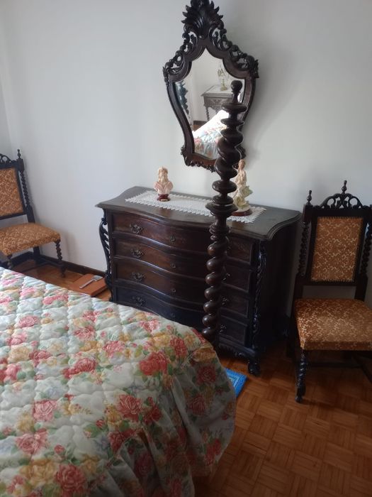 Quarto usado como novo completo