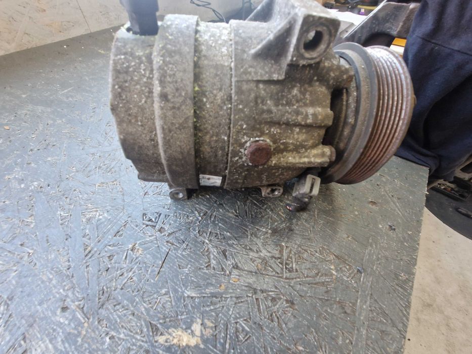 Kompresor Klimatyzacji Renault F4K 2.0T 82.000.218.22