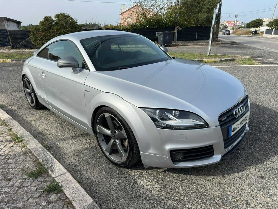 Audi TT 2.0 TFSI S-line