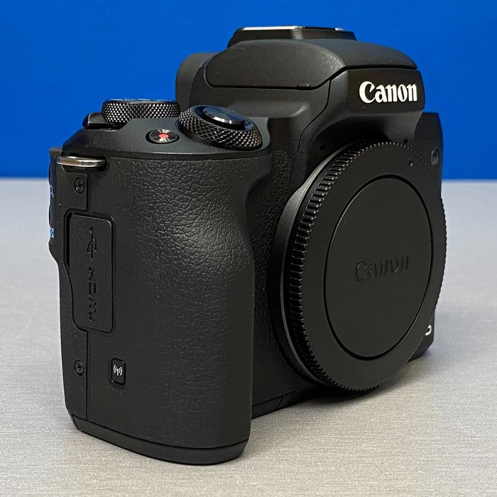 Canon EOS M50 (Corpo) - 24.1MP