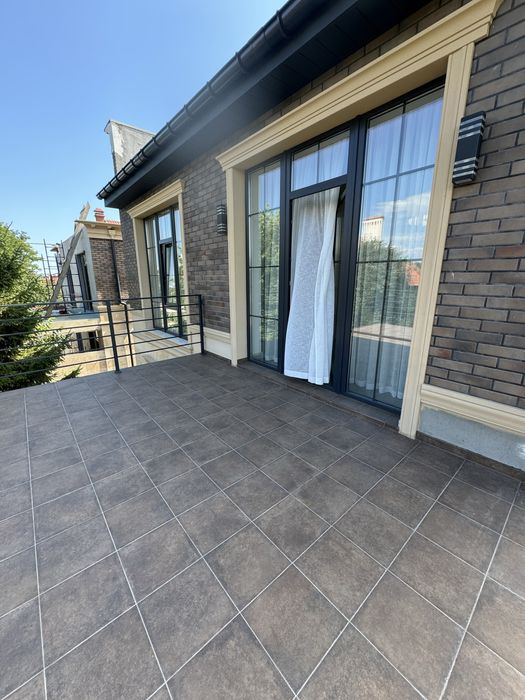 Новый дом из красного кирпича! 7 ст.Б.Фонтана