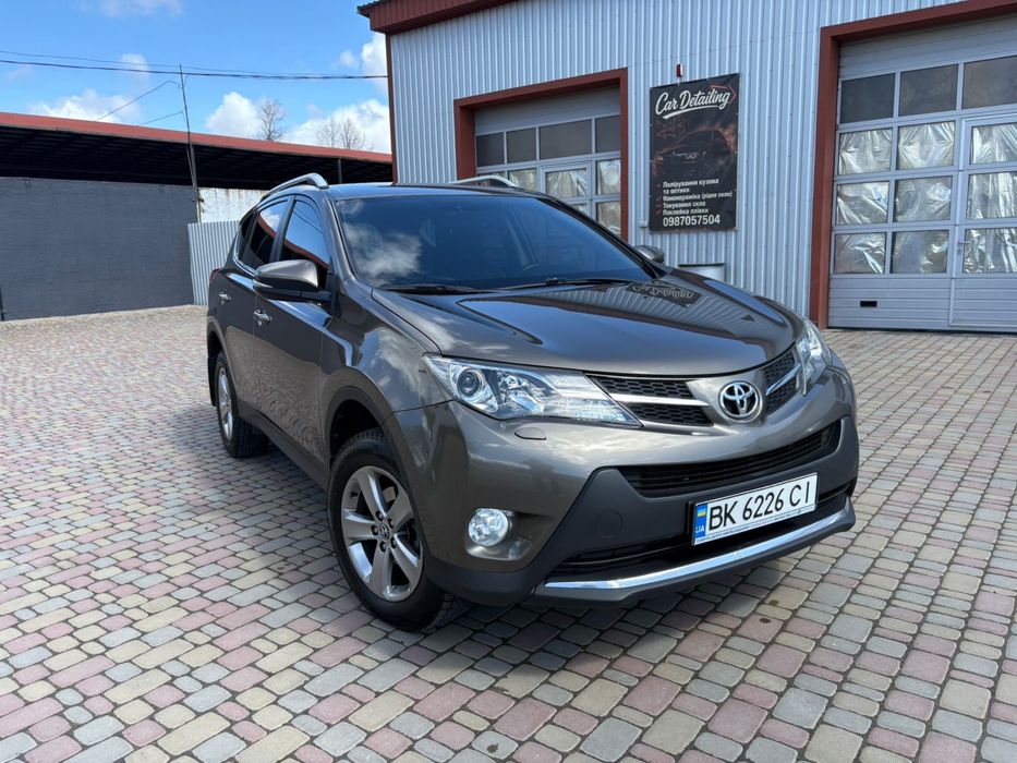 Продам Toyota RAV 4