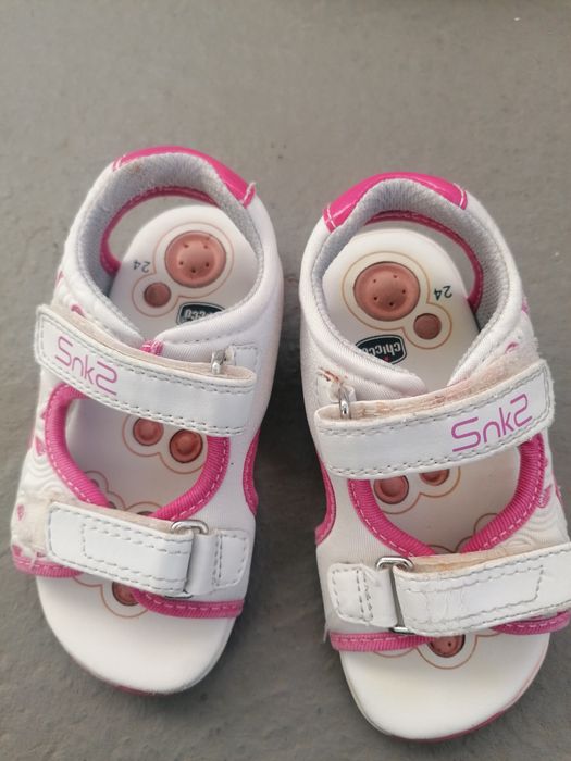 Sandália Chicco tamanho 24