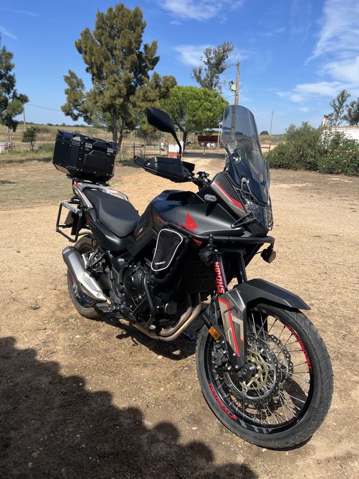 Honda Transalp XL 750 | Full Extras | Malas GIVI