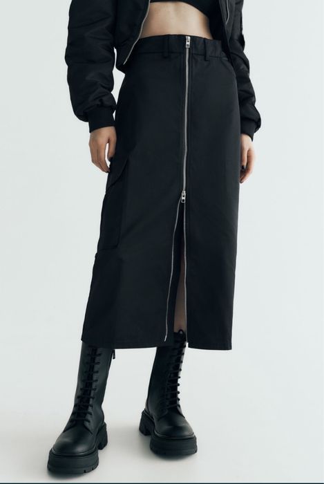 Спідниці Zara нова
