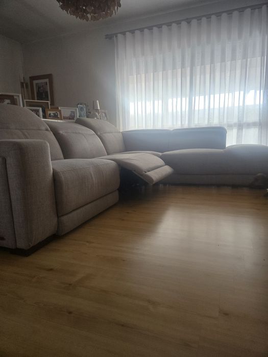 Sofá  com chaise elétrico